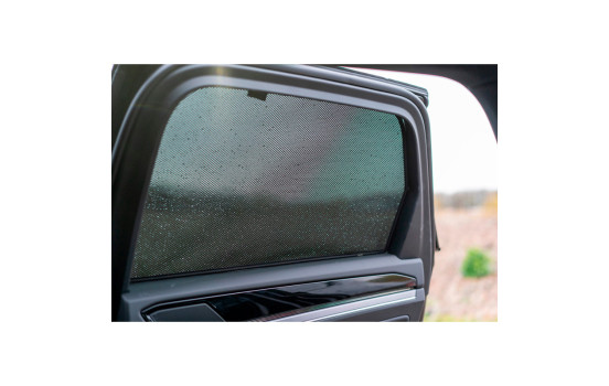 Sun blinds (rear doors) suitable for Volkswagen Touareg 2018- (2-piece), Image 5