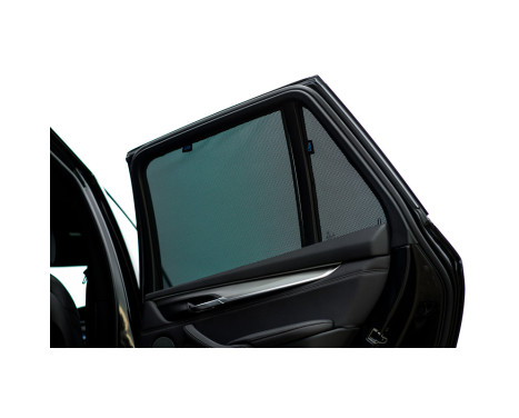 Sun shades (rear doors) suitable for BMW X5 (F15) 2013-2018 (4 pieces), Image 5