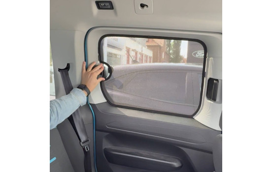 SunClip Privacy & Sun Protection suitable for Volkswagen Caddy V MPV 5-door 2020- & Ford Tourneo Connect, Image 5