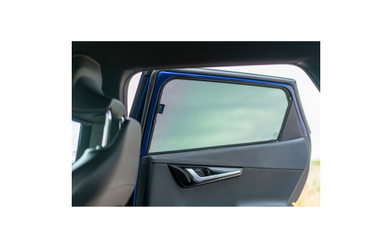 Sunshades (rear doors) suitable for Kia EV6 2021- (2-piece), Image 5