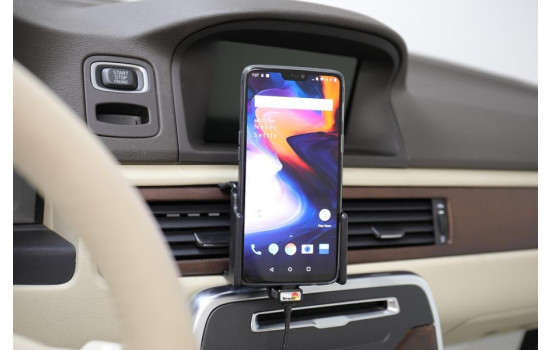 OnePlus 6/6T/7 Active holder with 12V USB plug (with skin), Image 3