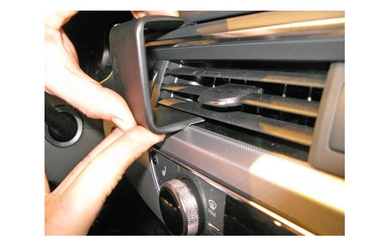 ProClip - Audi A4/ A5/ S5 2016-2020 Center mount, Image 3