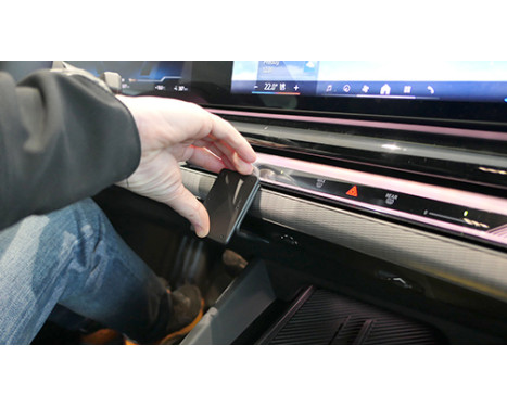 ProClip - BMW 5-Series G60,G61,G68 2024- Center mount, Image 3