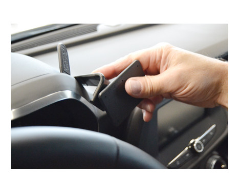 ProClip - Chevrolet Camaro 2016 - Center mount, Image 3