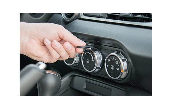 ProClip - Fiat 124 Spider 2017 -> Center mount, Image 5