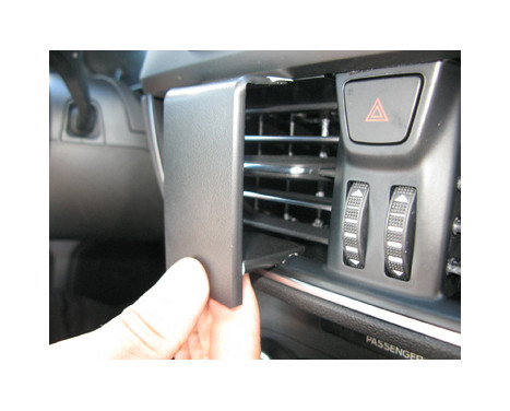 ProClip - Ford Focus 2019- / Kuga 2020- Center mount, Image 4