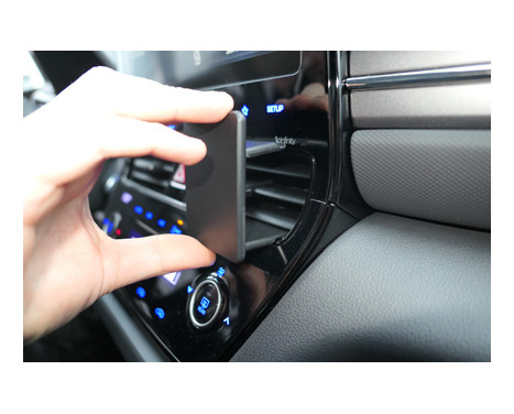 ProClip - Hyundai Ioniq 2020 - Angled mount, Image 3