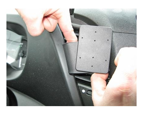 ProClip - Iveco Daily 2015-> Center mount, Image 3