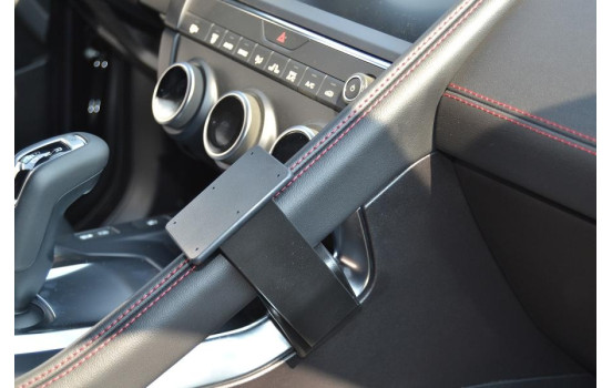 ProClip - Jaguar E-PACE 2018-> Angled mount, Image 7