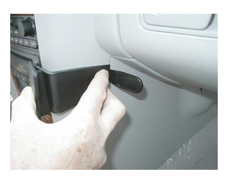 ProClip - Kia Opirus 2003-2007 Angled mount, Image 2