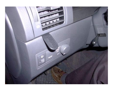 ProClip - Kia Sorento 2002-2007 Left mount, Image 4