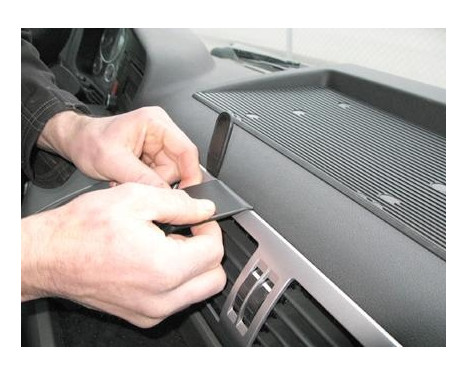 ProClip - MAN TGL/ TGS/ TGX/ TGM Center mount, Image 2