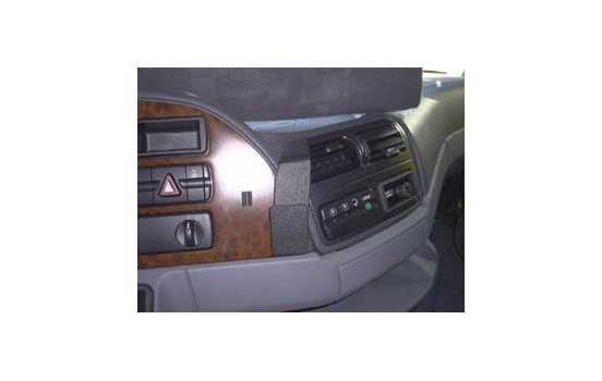 ProClip - Mercedes Benz Actros 2003-2013 Angled mount