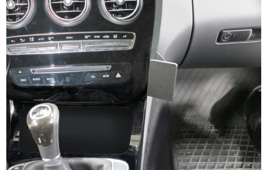 ProClip - Mercedes Benz C-Class (180-320) 2014-> Angled mount