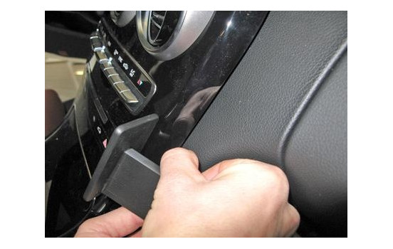 ProClip - Mercedes Benz C-Class (180-320) 2014-> Angled mount, Image 5