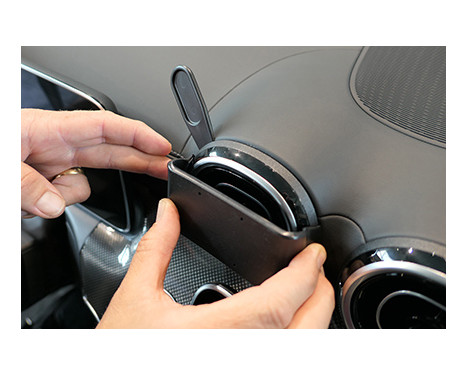 ProClip - Mercedes Benz C-Class (180-320) 2022- Center mount, Image 2