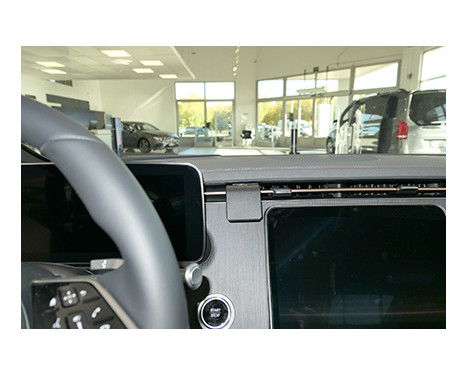 ProClip - Mercedes Benz EQE 2022 - Angled Mount, Image 2