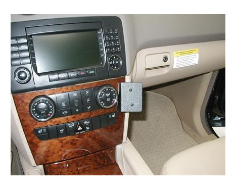 ProClip - Mercedes Benz M-Class/ ML-Class 2005-2011 Angled mount