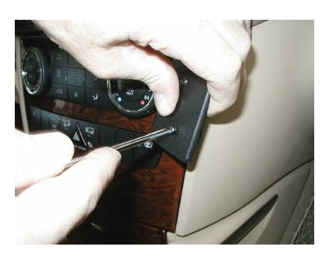 ProClip - Mercedes Benz M-Class/ ML-Class 2005-2011 Angled mount, Image 2