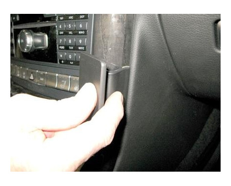 ProClip - Mercedes Benz SLC-Class 2017-> / SLK-Class 2011-2019 Angled mount, Image 2