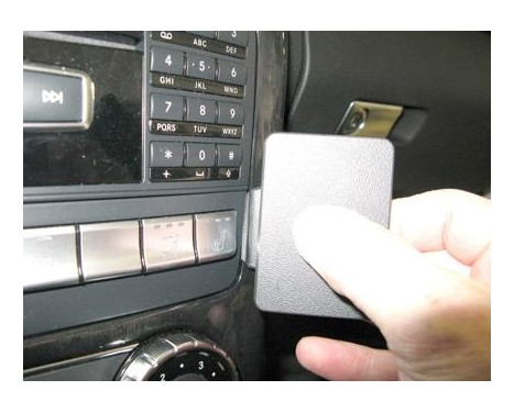 ProClip - Mercedes Benz SLC-Class 2017-> / SLK-Class 2011-2019 Angled mount, Image 4