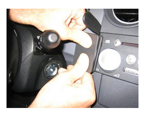 ProClip - Mitsubishi Colt 2005-2008 Center mount, Image 2