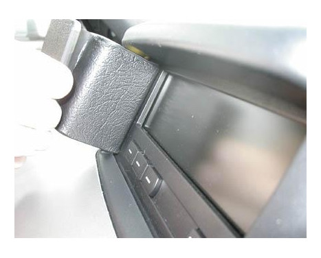 ProClip - Mitsubishi Endeavor 2004-2009 Center mount, Image 4