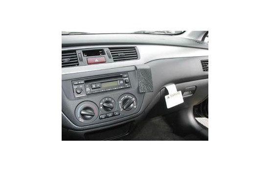 ProClip - Mitsubishi Lancer 2004-2007 Angled mount