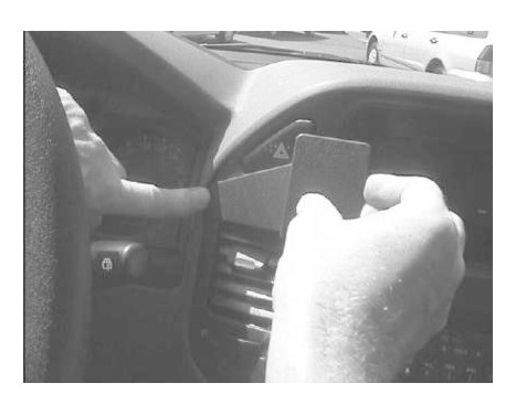 ProClip - Mitsubishi Pajero 2000-2006 Center mount, Image 3