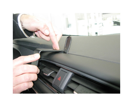 ProClip - Nissan Leaf 2018 -> Center mount, Image 5