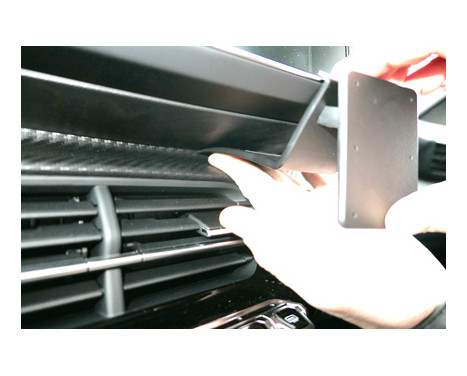 ProClip - Peugeot 208/2008 2020- Angled mount, Image 4