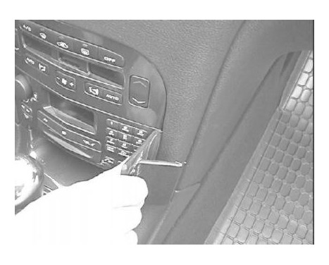 ProClip - Peugeot 607 2001-2009 Angled mount, Image 4