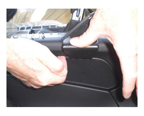 ProClip - Porsche Macan 2015-2019 Console mount, Right, Image 3