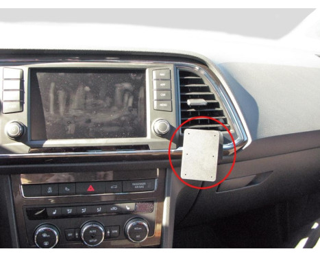 ProClip - Seat Ateca 2017-> Angled mount