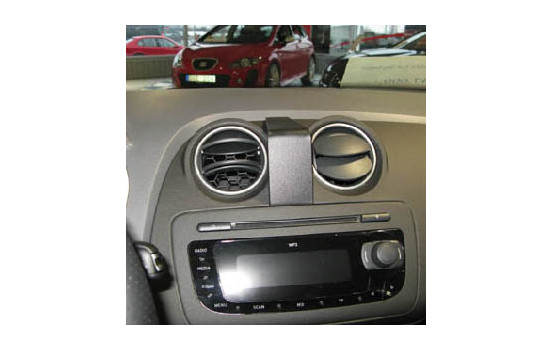 ProClip - Seat Ibiza 2009-2017 Center mount