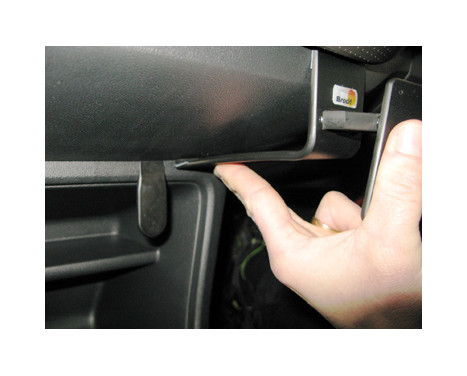 ProClip - Seat Mii - Skoda Citigo - Volkswagen up! 2017-> Angled mount, Image 3