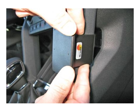 ProClip - Skoda Kodiaq 2017-> / Karoq 2018-> Angled mount, Image 4