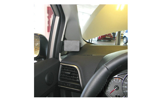 ProClip - Subaru Trezia 2011-2014 - Toyota Verso S 2011-2016 Left mount