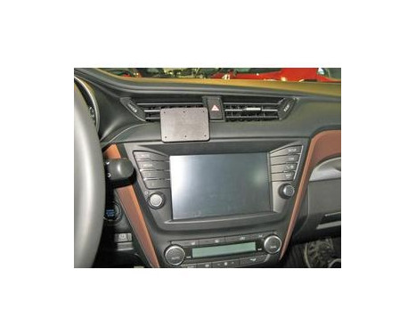 ProClip - Toyota Avensis 2016-2019 Center mount