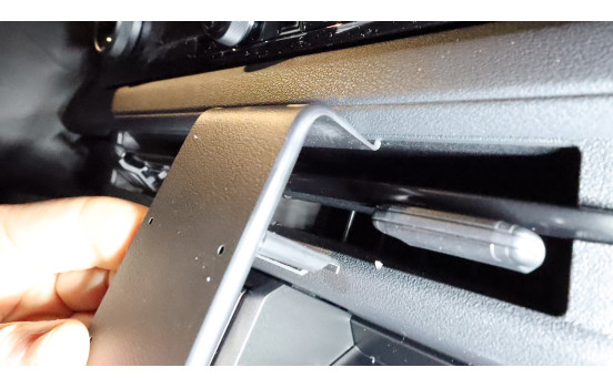 ProClip - Toyota bZ4X 2026- Angled mount, Image 5
