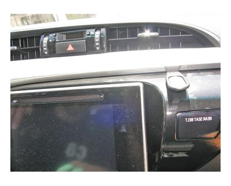 ProClip - Toyota HiLux 2016 - Angled mount, Image 2