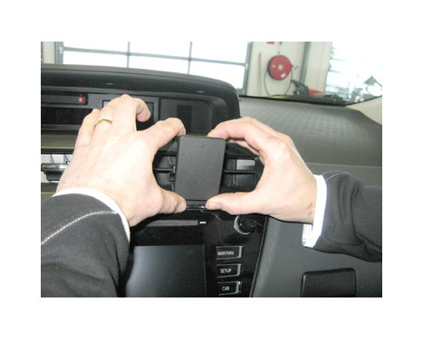 ProClip - Toyota Prius + 2015-2020 Center mount, Image 3