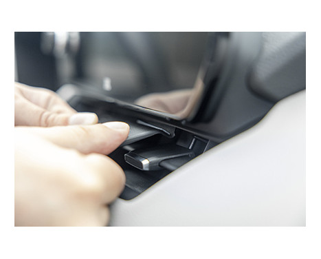 ProClip - Toyota RAV 4 2019 - Angled mount, Image 6