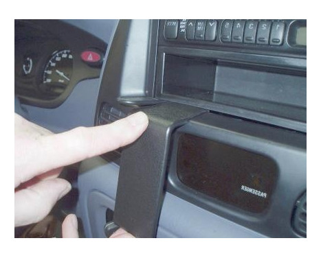 ProClip - Toyota Town Ace 2003-2005 Center mount, Image 3