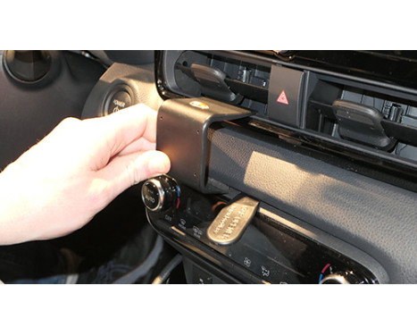 ProClip - Toyota Yaris 2024-2025 Center mount, Image 2