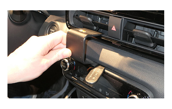 ProClip - Toyota Yaris 2024-2025 Center mount, Image 2