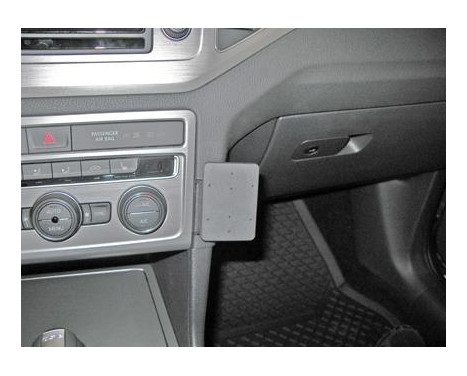 ProClip - Volkswagen Golf Sportsvan 2015 - Angled mount, Image 2