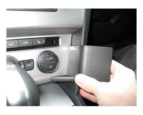 ProClip - Volkswagen Passat 2015- / Arteon 2017- Angled mount, Image 4