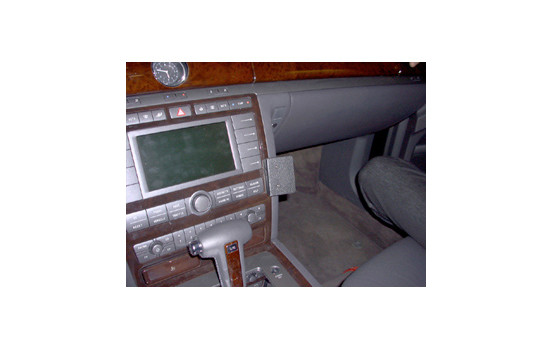 ProClip - Volkswagen Phaeton 2003-2010 Angled mount