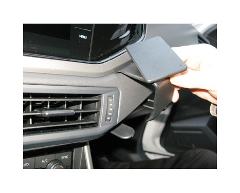 ProClip - Volkswagen Polo 2018 - Center mount, Image 4